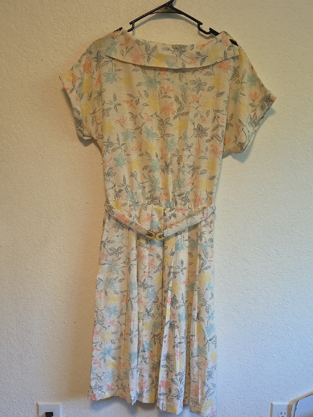 Vintage Handmade Floral Belted Cream Summer Dress